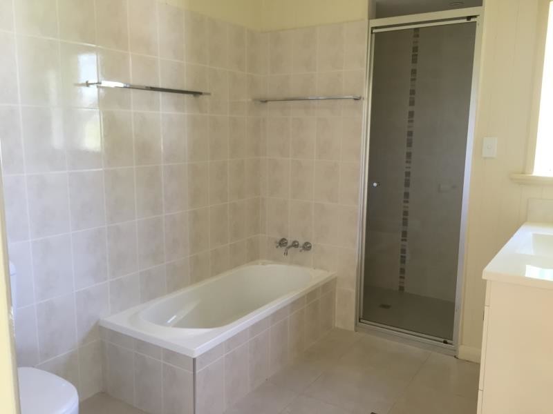 28 Glencoe Street, The Range QLD 4700